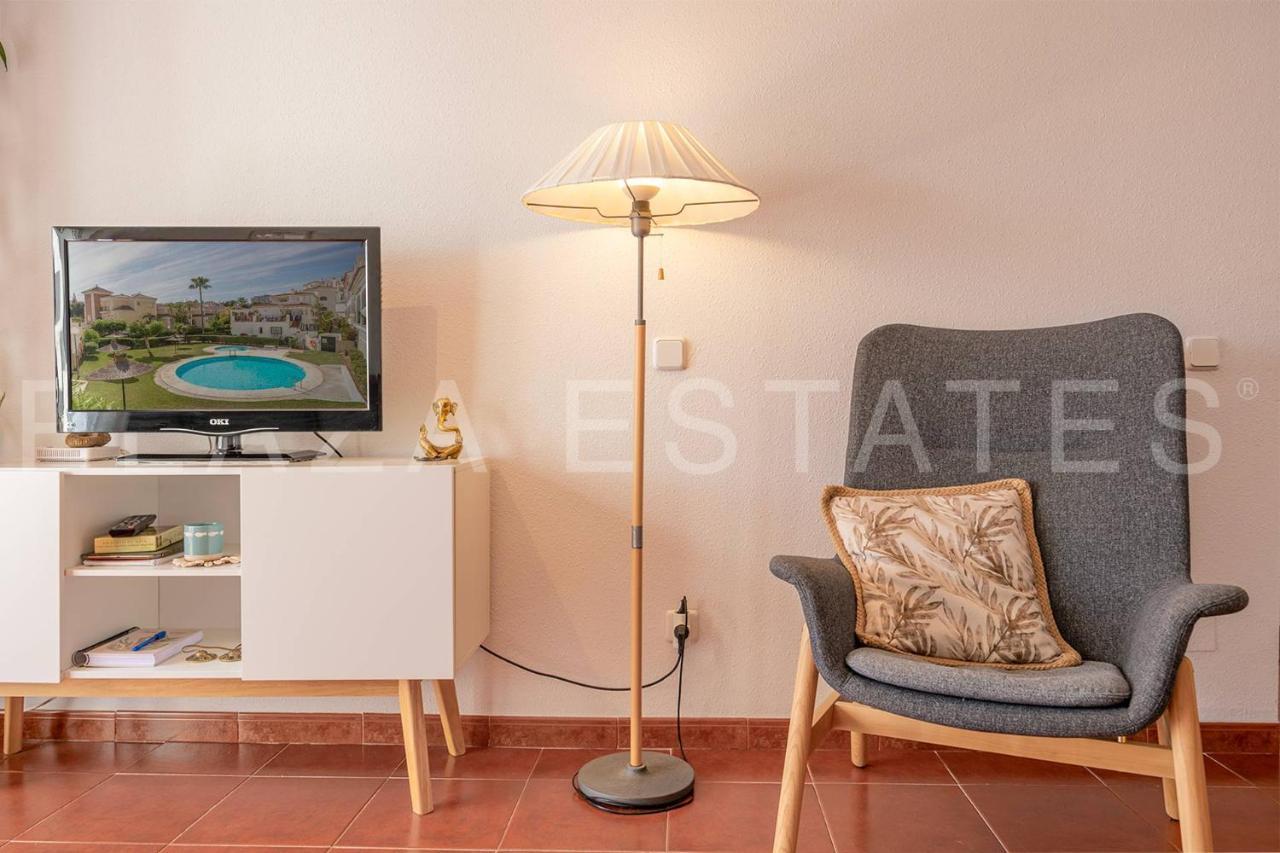 Bonito Piso A 300M De La Playa Nerja Apartment Exterior photo